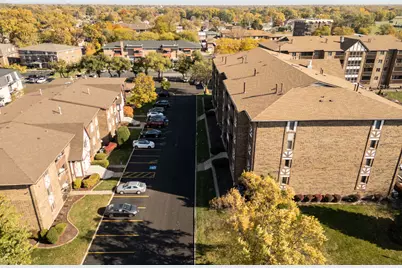 10420 Circle Drive #47B, Oak Lawn, IL 60453 - Photo 4
