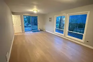 1440 Gentry Rd, Hoffman Estates, IL 60169 - Photo 10