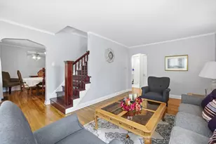 9131 Newcastle Ave, Morton Grove, IL 60053 - Photo 8