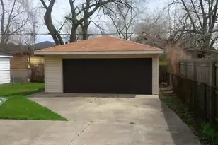 15015 Evers St, Dolton, IL 60419 - Photo 2