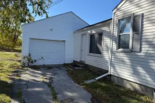 625 S Gordon Ave, Kankakee, IL 60901 - Photo 2