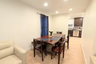 691 Burdette Ave, Glendale Heights, IL 60139 - Photo 6