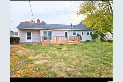 822 North Branch Ave, Quincy, IL 62301 - Photo 2