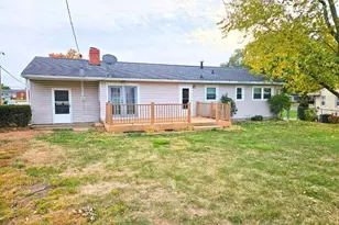 822 N Branch Ave, Quincy, IL 62301 - Photo 2