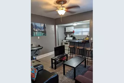 109 N May Street, Aurora, IL 60506 - Photo 20