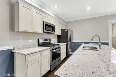 19 Augusta Street, Oak Park, IL 60302 - Photo 8