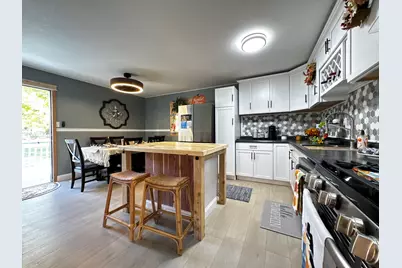 327 Tulsa Avenue, Carpentersville, IL 60110 - Photo 18