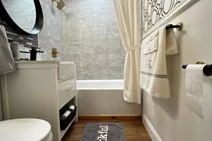 327 Tulsa Ave, Carpentersville, IL 60110 - Photo 12