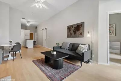910 S Michigan Avenue #816, Chicago, IL 60605 - Photo 4