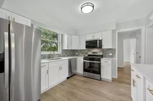 15823 S St Louis Ave, Markham, IL 60428 - Photo 4