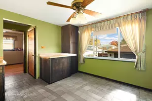 679 Manistee Ave, Calumet City, IL 60409 - Photo 12