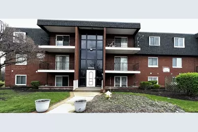 17005 Albany Avenue #102, Hazel Crest, IL 60429 - Photo 2