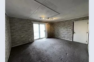 17005 Albany Avenue #102, Hazel Crest, IL 60429 - Photo 4