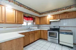 17246 Bernadine St, Lansing, IL 60438 - Photo 16