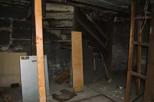 4252 W Gladys Ave, Chicago, IL 60624 - Photo 38