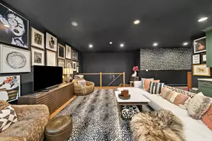 1532 W Ohio St, Chicago, IL 60642 - Photo 22