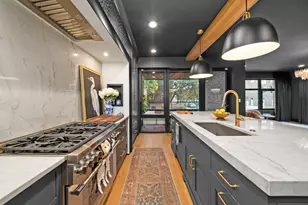 1532 W Ohio St, Chicago, IL 60642 - Photo 4