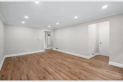 10624 Lawler Avenue, Oak Lawn, IL 60453 - Photo 4