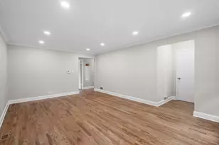 10624 Lawler Ave, Oak Lawn, IL 60453 - Photo 4