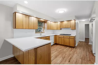 10624 Lawler Avenue, Oak Lawn, IL 60453 - Photo 6