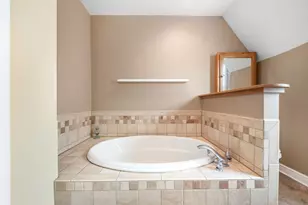 1131 S Elm Ave, Kankakee, IL 60901 - Photo 10