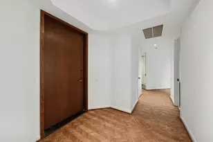 950 N Michigan Ave, Chicago, IL 60611 - Photo 6