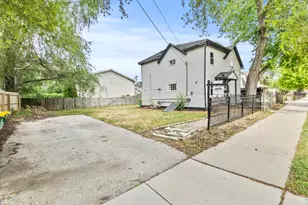 305 Irving St, Joliet, IL 60432 - Photo 20