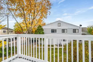 823 Cambridge Pl, Wheeling, IL 60090 - Photo 16