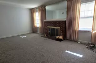 8341 N Osceola Ave, Niles, IL 60714 - Photo 6