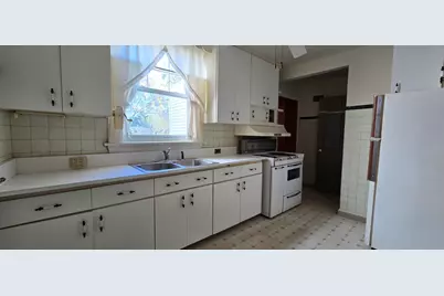 8341 N Osceola Avenue, Niles, IL 60714 - Photo 10