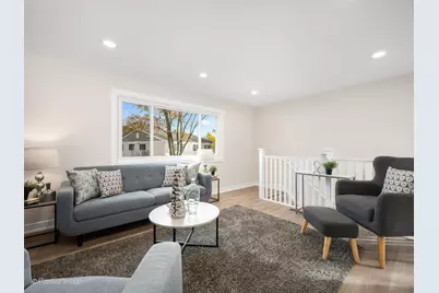 823 Cambridge Place #823, Wheeling, IL 60090 - Photo 4