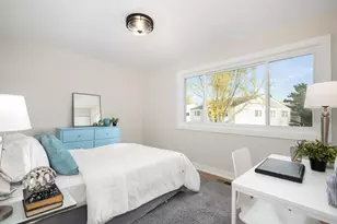 823 Cambridge Pl, Wheeling, IL 60090 - Photo 12