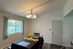 2315 Nan St, Aurora, IL 60502 - Photo 6