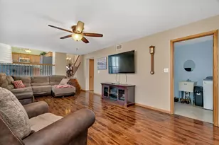 605 High Grove Dr, Minooka, IL 60447 - Photo 18