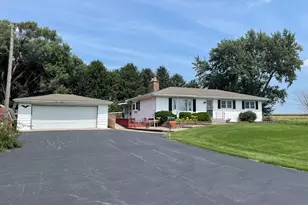 12504 W Wilmington Rd, Peotone, IL 60468 - Photo 2