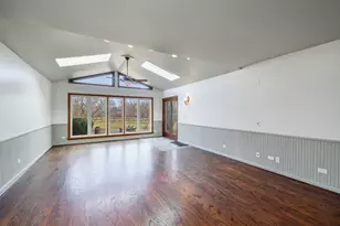 42W420 Campton Hills Rd, Elburn, IL 60119 - Photo 18