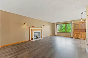 1726 Baintree Rd, Davis, IL 61019 - Photo 6