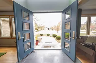 16857 S Deer Path Dr, Homer Glen, IL 60491 - Photo 4