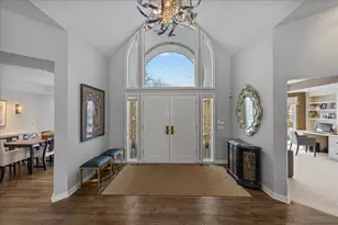 1725 Lilly Ct, Highland Park, IL 60035 - Photo 2