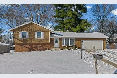 411 Weathering Drive, Mahomet, IL 61853 - Photo 2