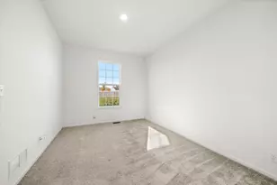 665 Braemore Lane, Yorkville, IL 60560 - Photo 10