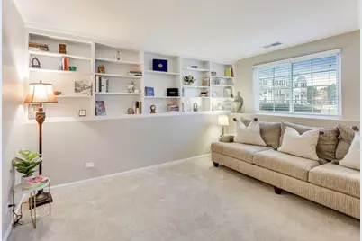 2200 Neubauer Circle, Lindenhurst, IL 60046 - Photo 16