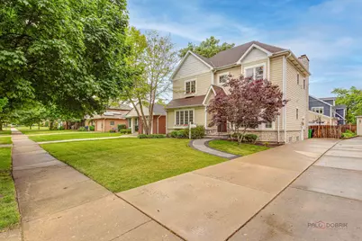 1341 Brophy Ave, Park Ridge, IL 60068 - Photo 2