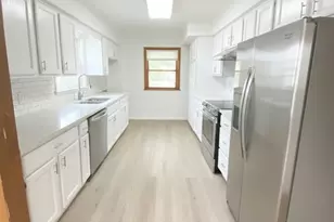 14210 S Wabash Ave, Riverdale, IL 60827 - Photo 6