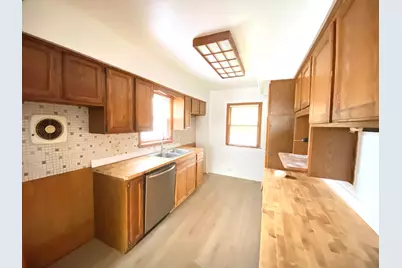 14210 S Wabash Avenue, Riverdale, IL 60827 - Photo 8