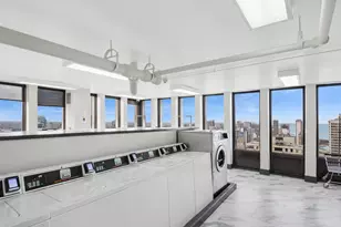 100 E Walton St, Chicago, IL 60611 - Photo 18