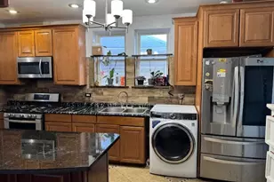 6922 S Campbell Ave, Chicago, IL 60629 - Photo 10