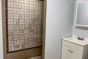 6922 S Campbell Ave, Chicago, IL 60629 - Photo 18