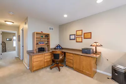 382 S Litchfield Drive, Round Lake, IL 60073 - Photo 14