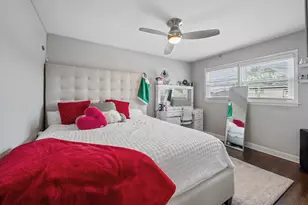 8426 W Betty Terrace, Niles, IL 60714 - Photo 16